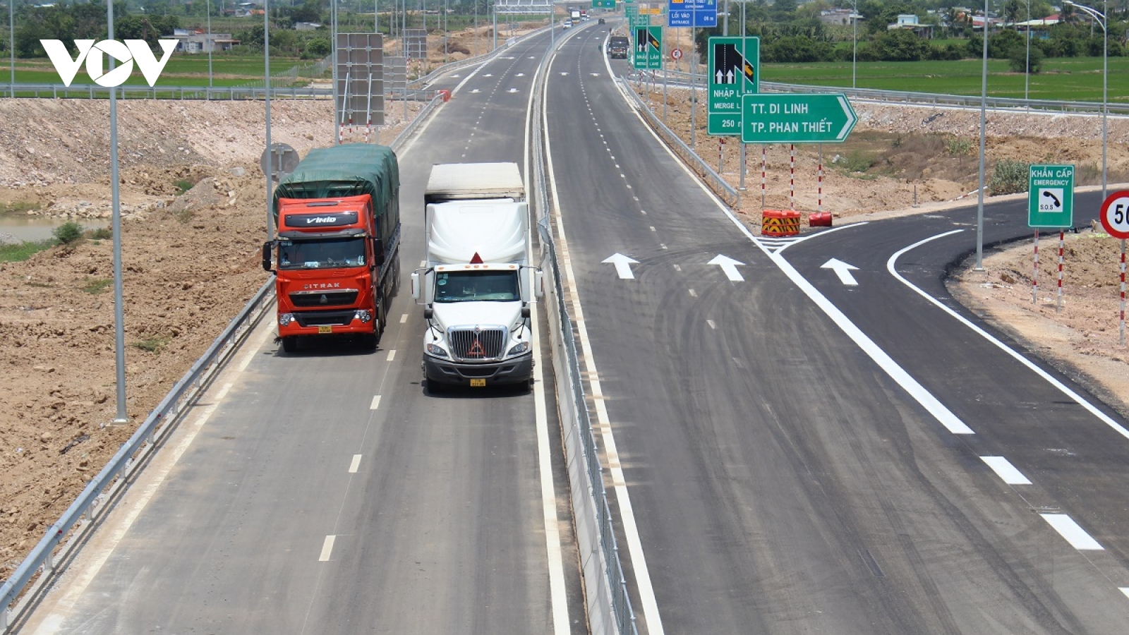 Khắc phục bước đầu tình trạng xói lở cao tốc Vĩnh Hảo – Phan Thiết